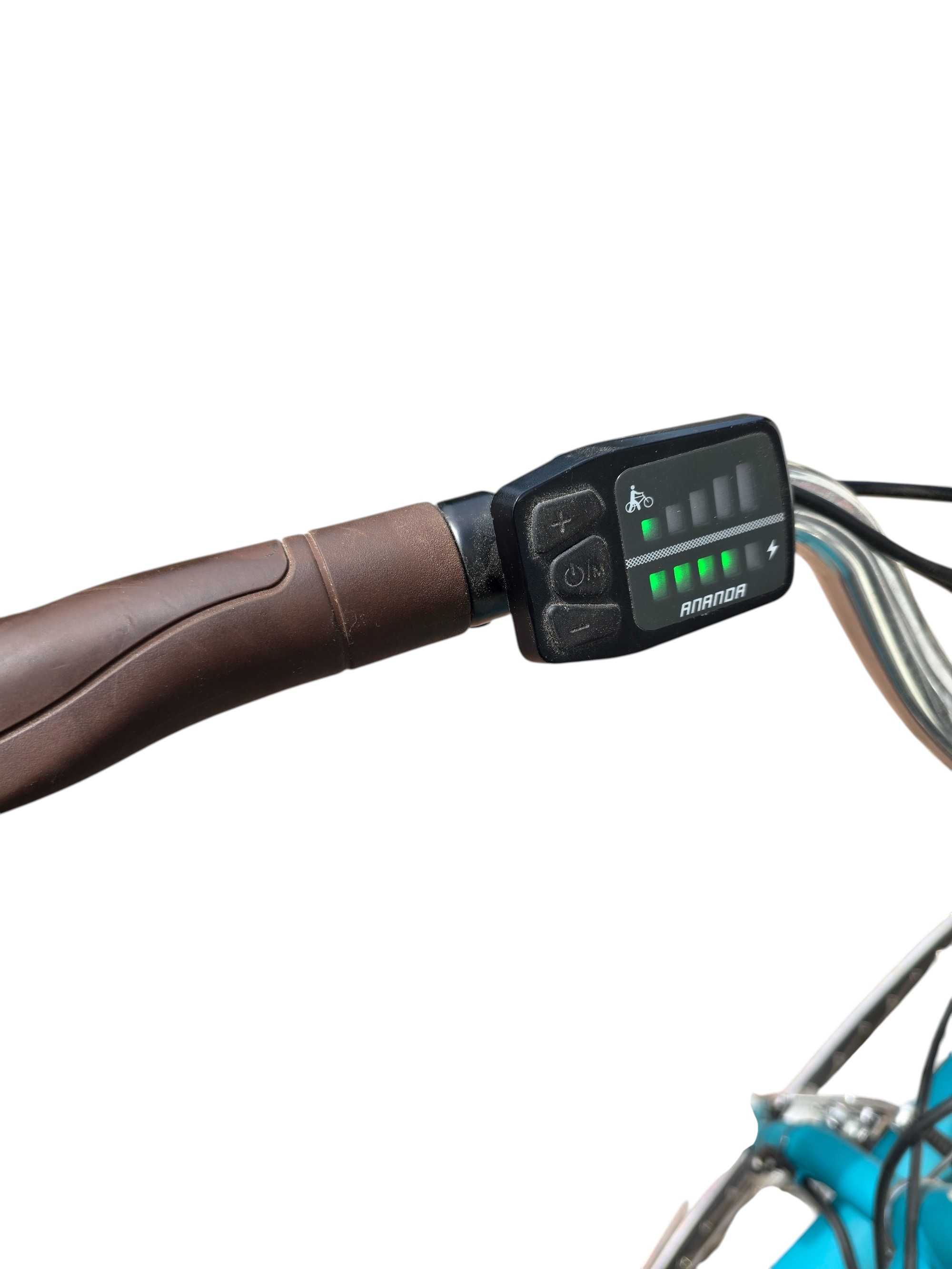 Rower elektryczny Adore Cantaloupe koło 28" niebieski 250W