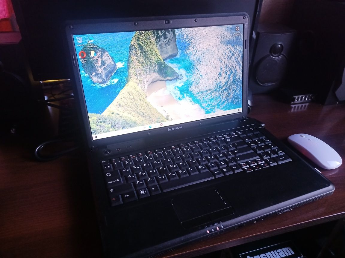 Ноутбук Lenovo G555 в отличном состоянии