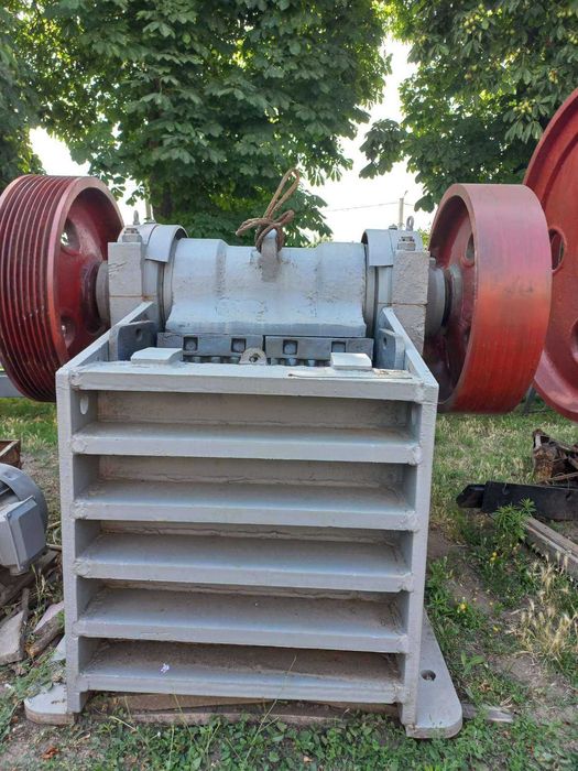 Щокова дробарка СМ 741 (400х900)