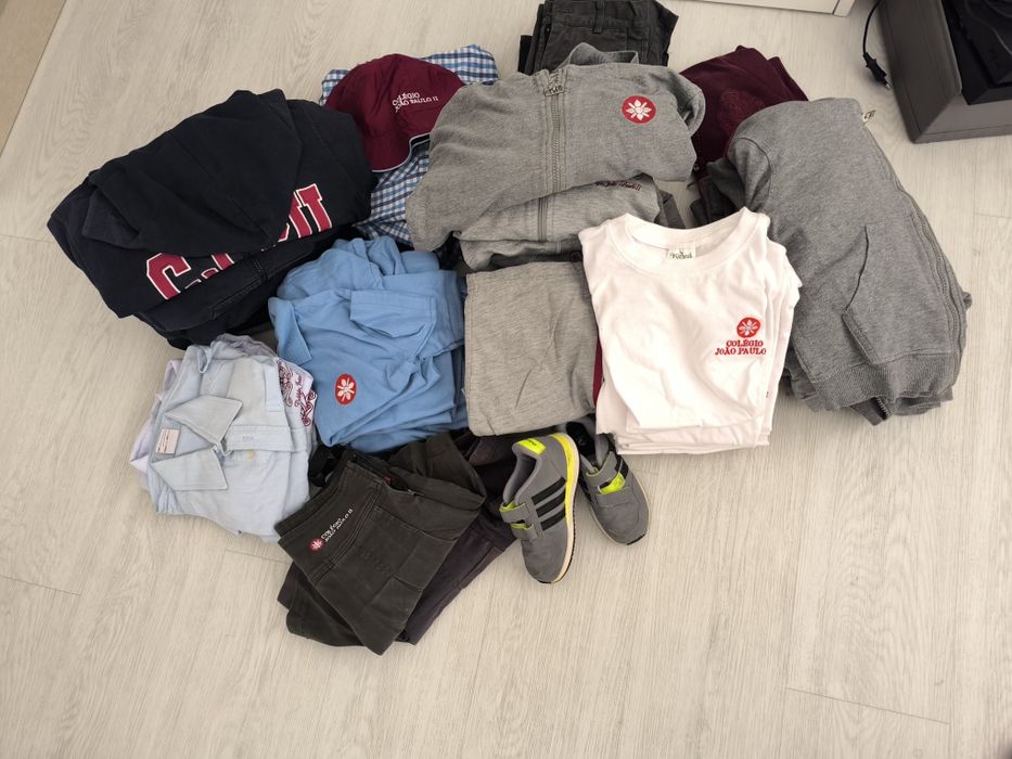 Fardamento colégio João Paulo II