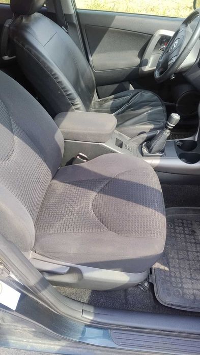 Toyota Rav4 III gen 2.2D-CAT  177KM 2007 Diesel SUV