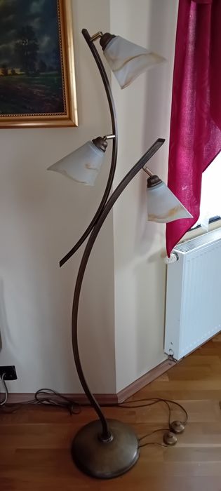 Lampa stojąca pokojowa