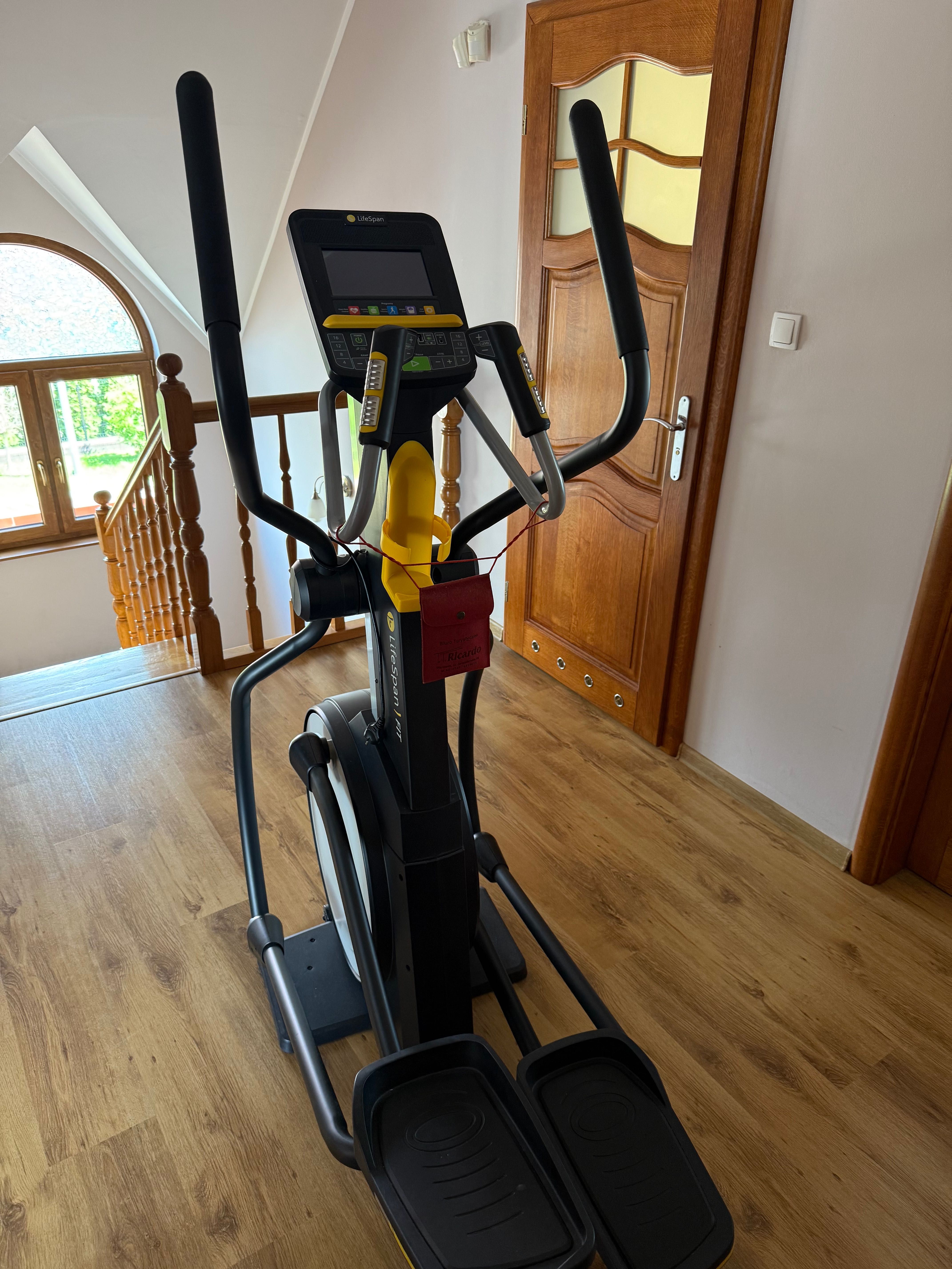 Orbitrek LifeSpan FIT E3i