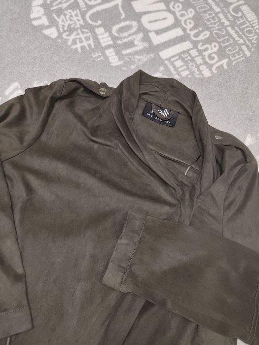 Женская мастерка