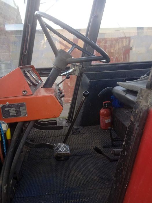 Ursus C-362 / C-360 / Zetor