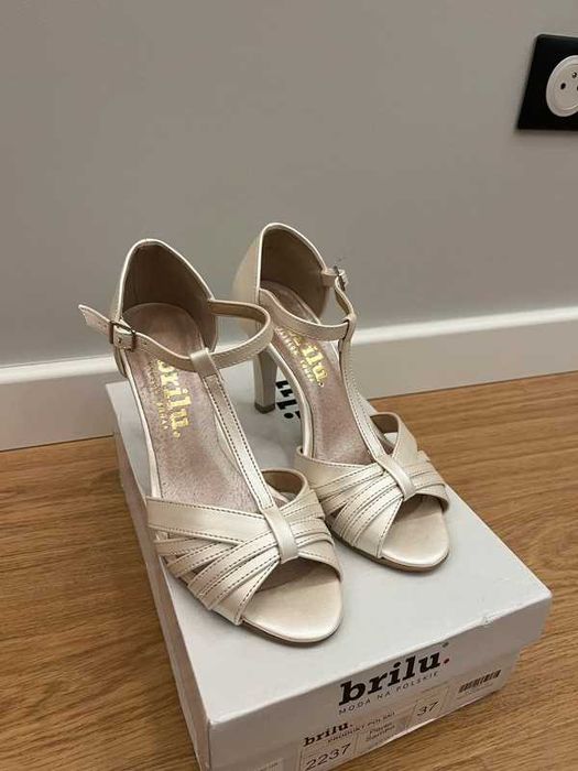Sandałki ślubne brilu