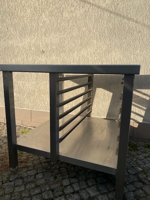Piec konwekcyjno parowy do lokalu