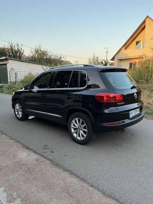 Продам авто Volkswagen Tiguan