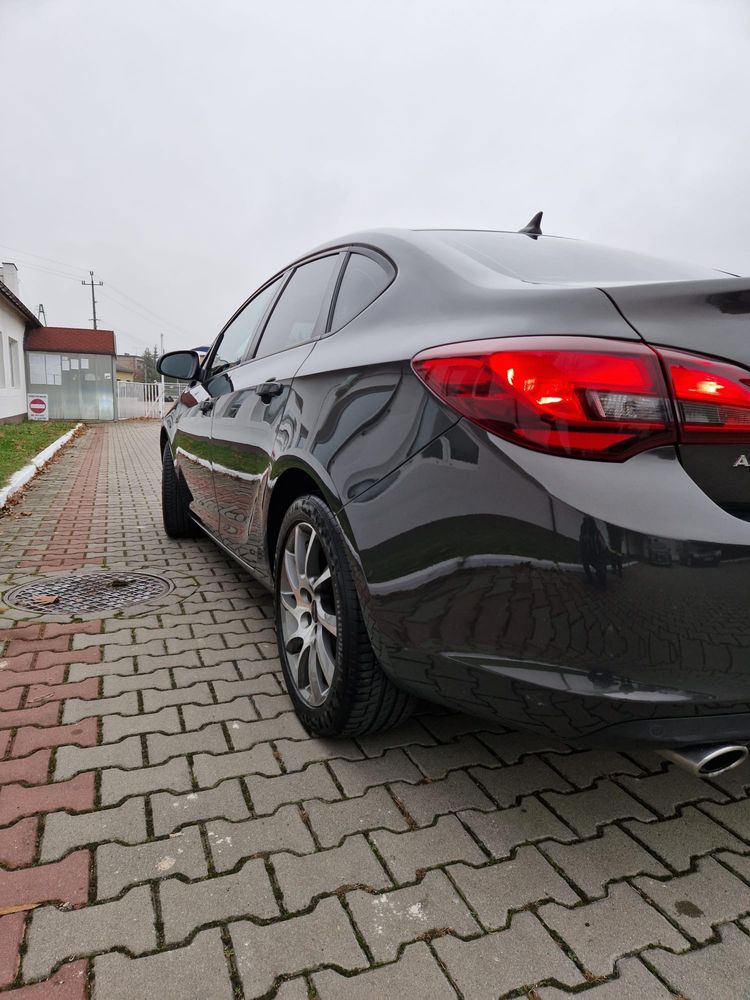 Astra J, LPG, Krajowa 2016