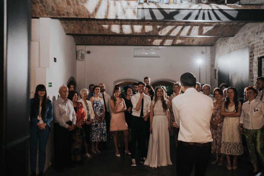 Dj na wesele, urodziny, 18, osiemnastki, rocznice, firmowe, studniówki