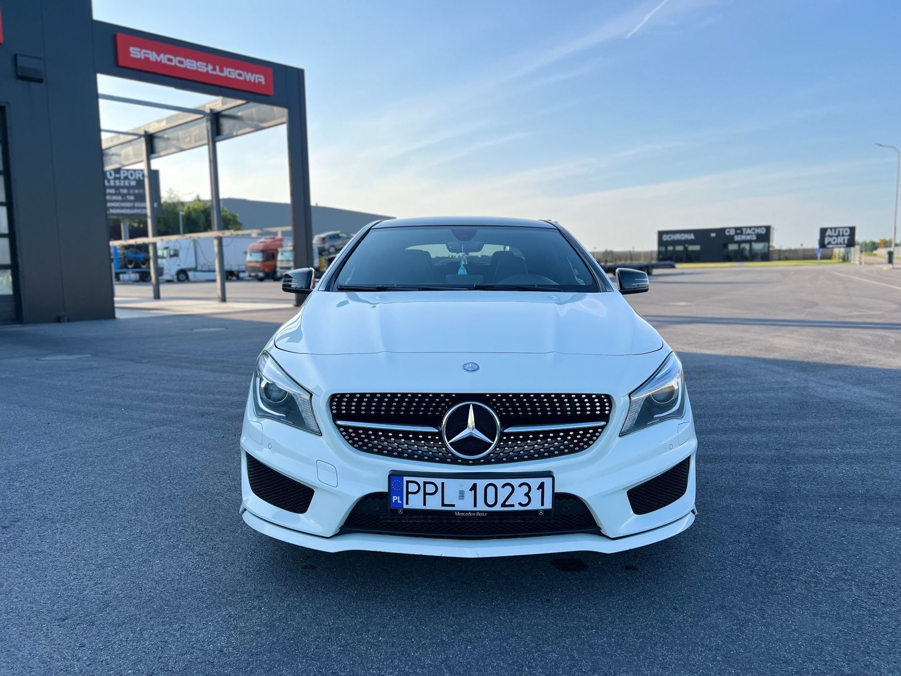 Mercedes-Benz CLA Mercedes cla200 w 117