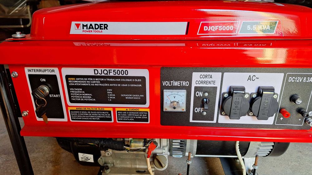 Gerador a Gasolina. 5,5 KVA. COMO NOVO!