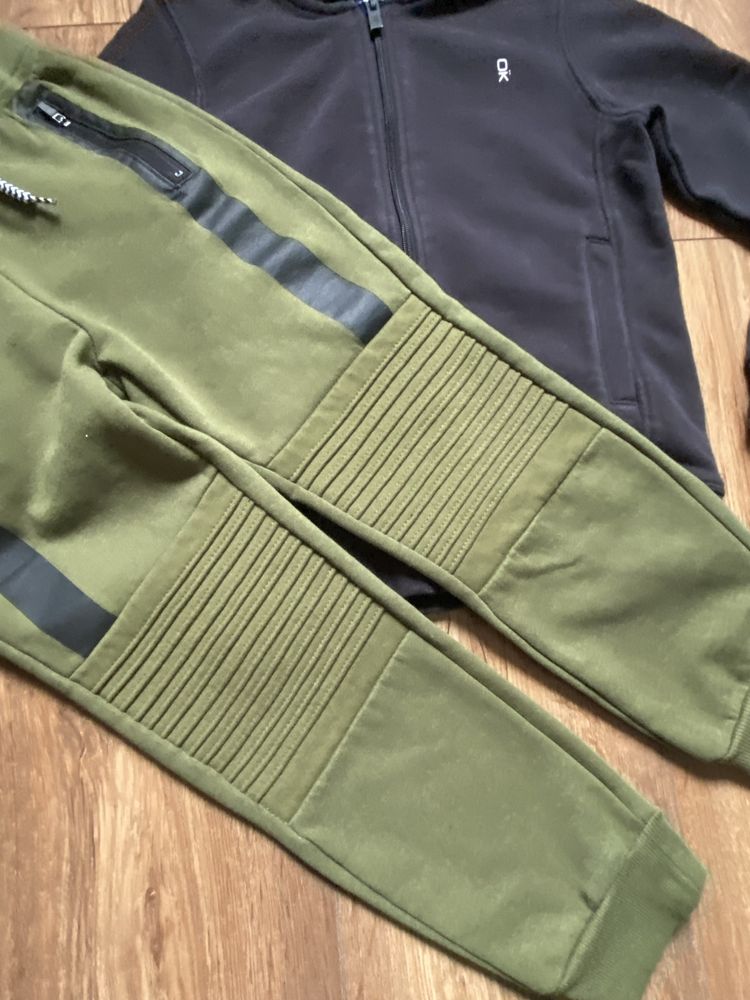 Okaidi Cool Club dres 128 cm spodnie dresowe bluza rozpinaną slim