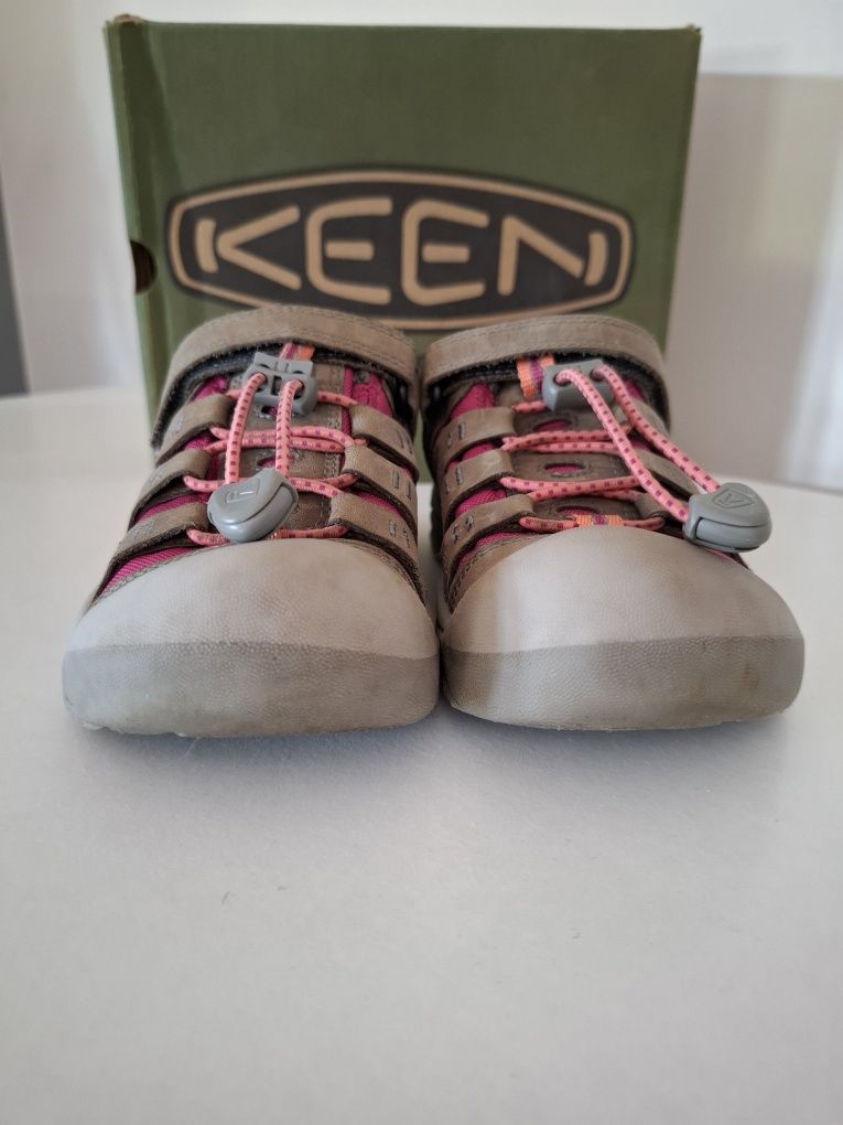 Buty firmy Keen dla dziewczynki, jak nowe