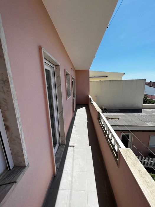 Casal de Cambra T2 Remodelado