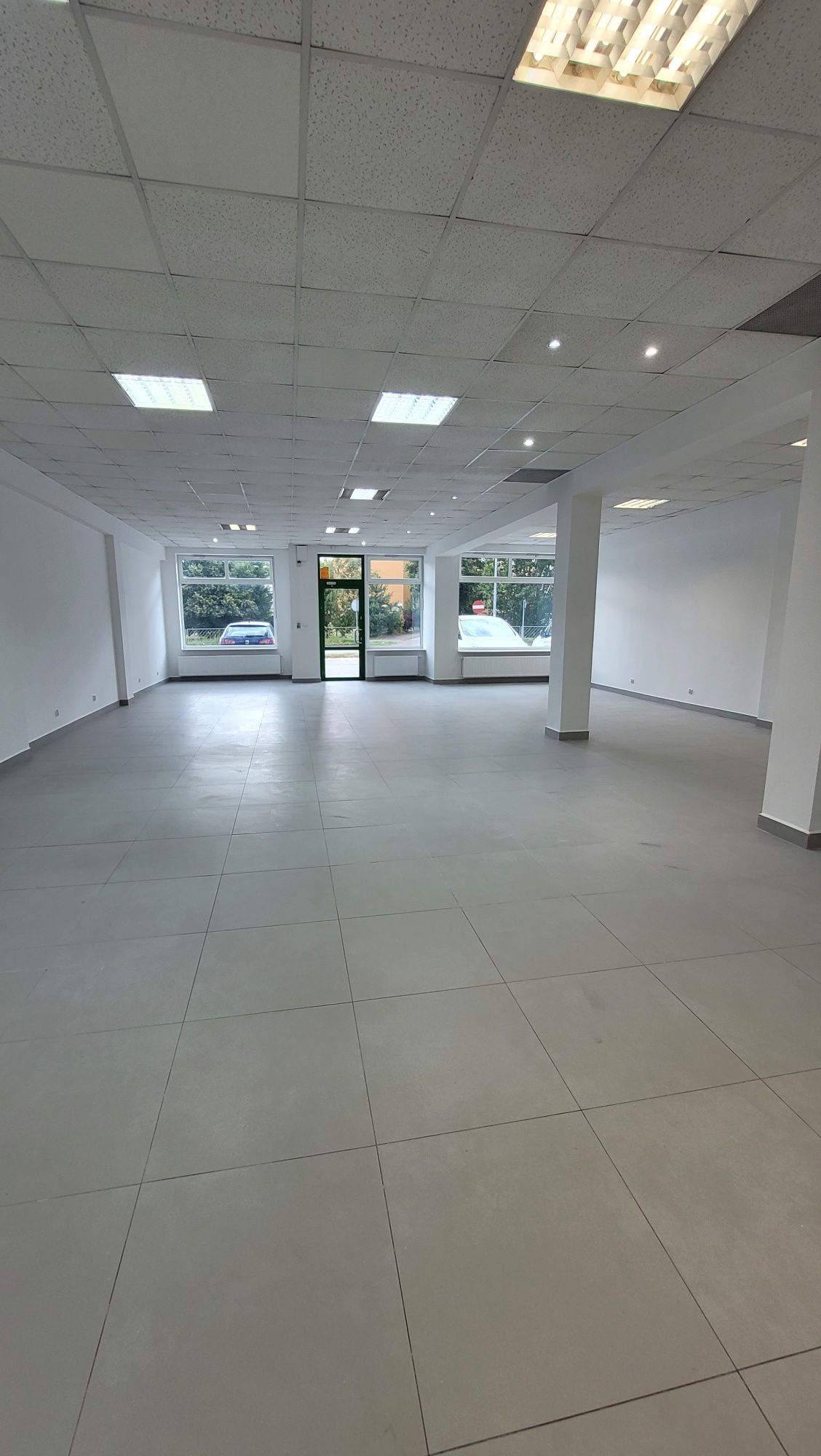 Lokal usługowy parter 120 m2 Kielce ul. Jagiellońska 11