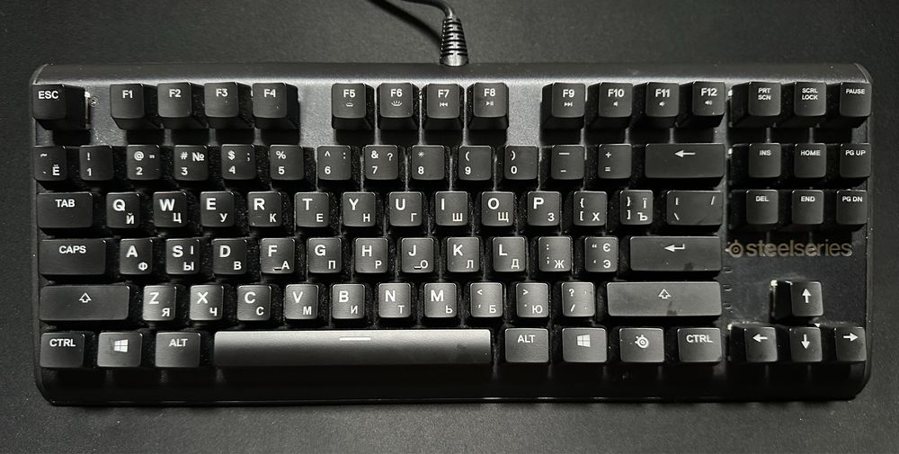 Клавіатура дротова SteelSeries Apex M750 + Ігрова поверхня