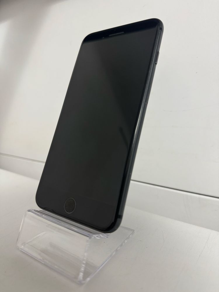 iphone 8 Plus (Exelente estado)