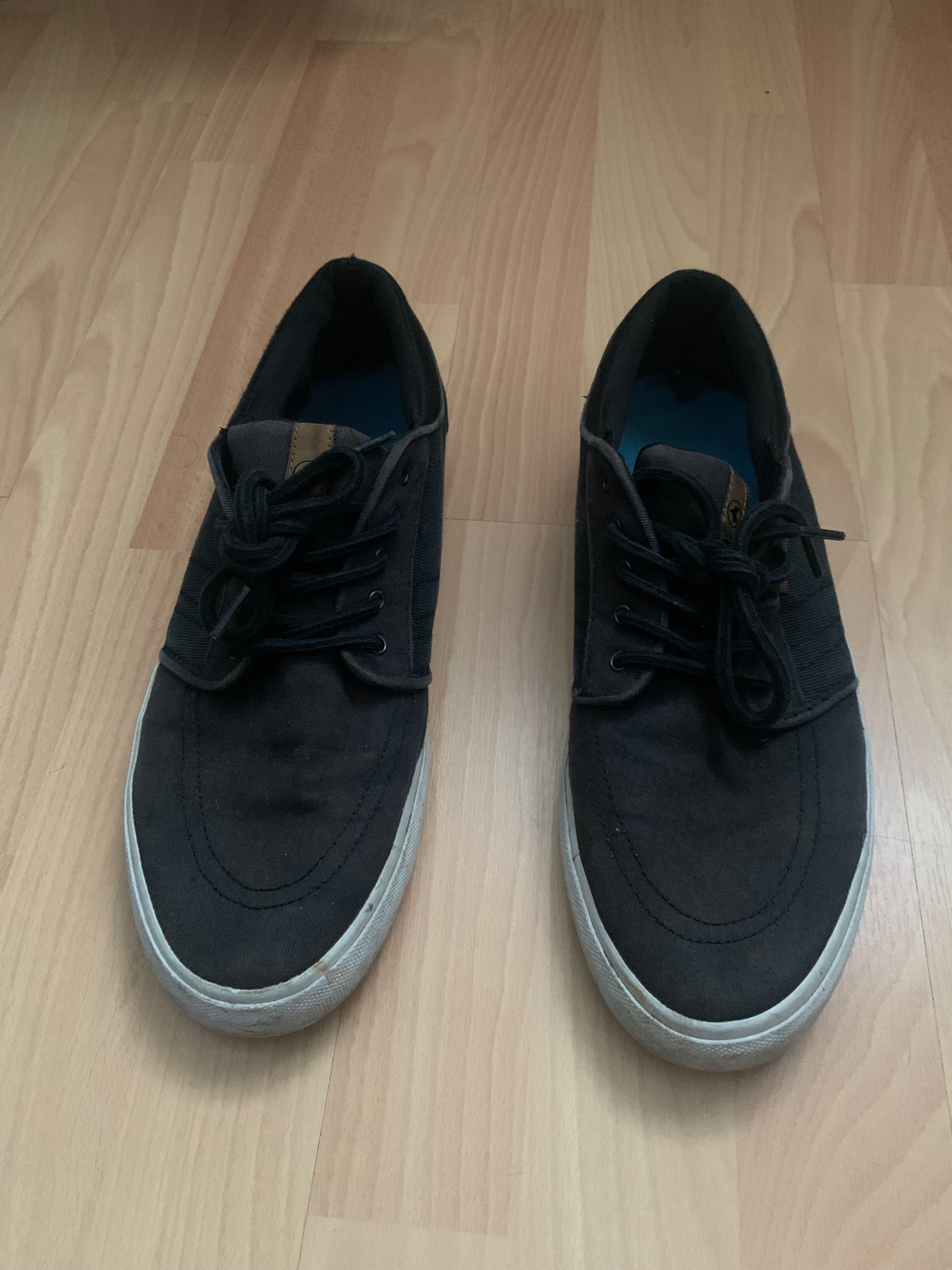 Sapatilhas Kustom Remark 2