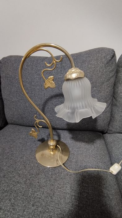 Candeeiros em latão e vidro