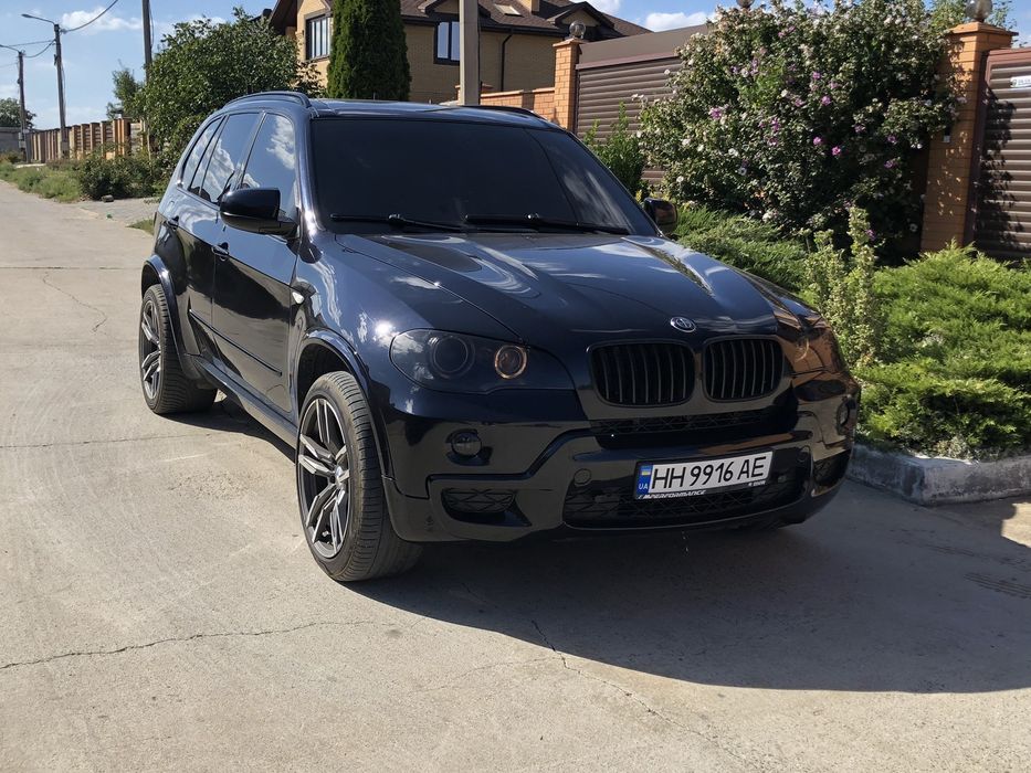 BMW X5 3.0 2009г.АКПП Черный на черном.