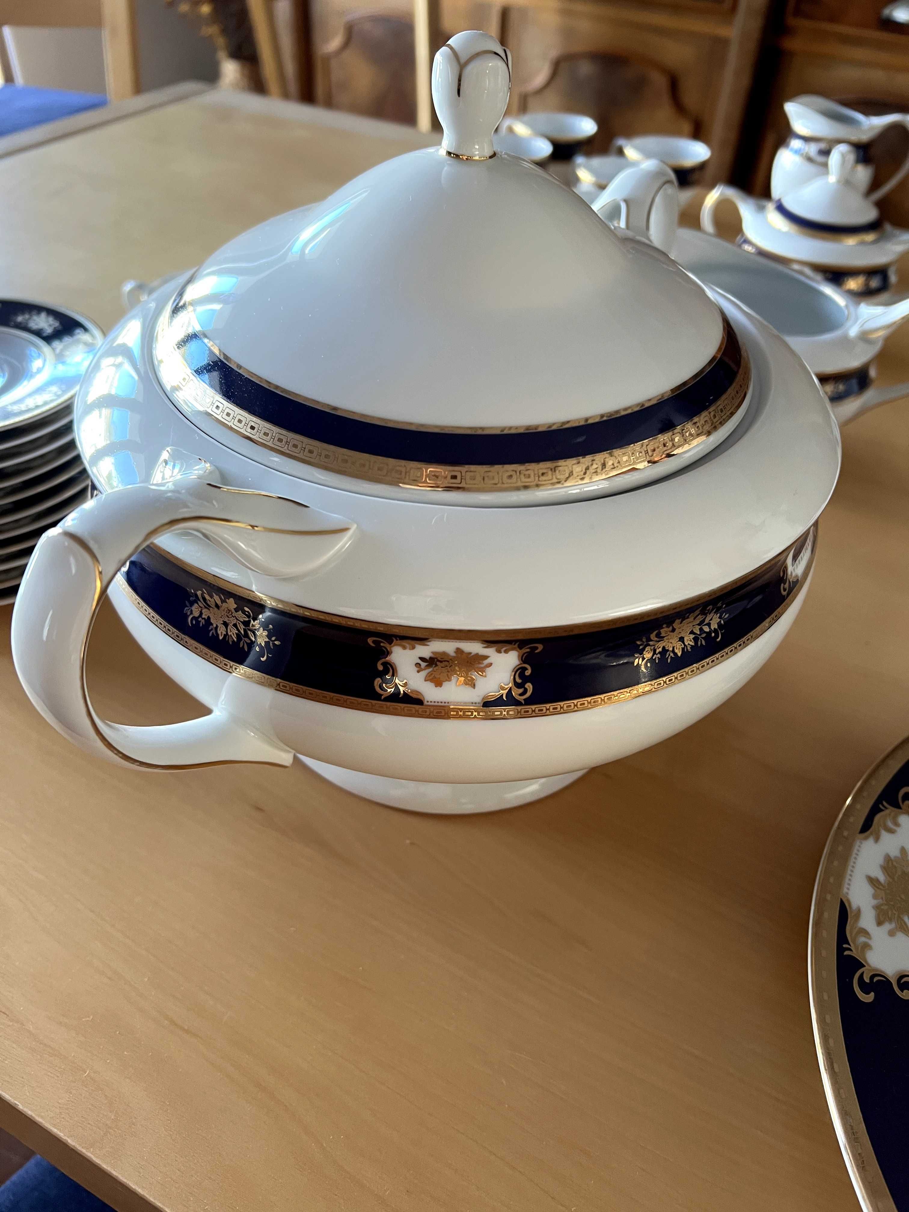 Serviço de Jantar - Versailles Collection Fine Porcelain