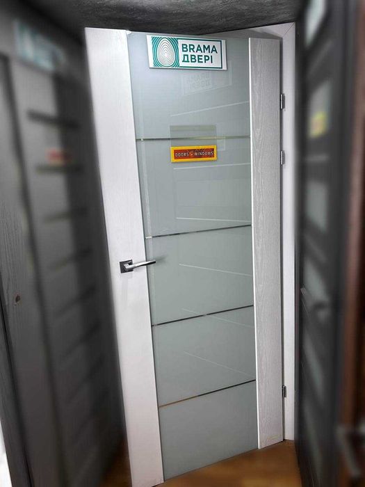 Розпродаж міжкімнатних дверей