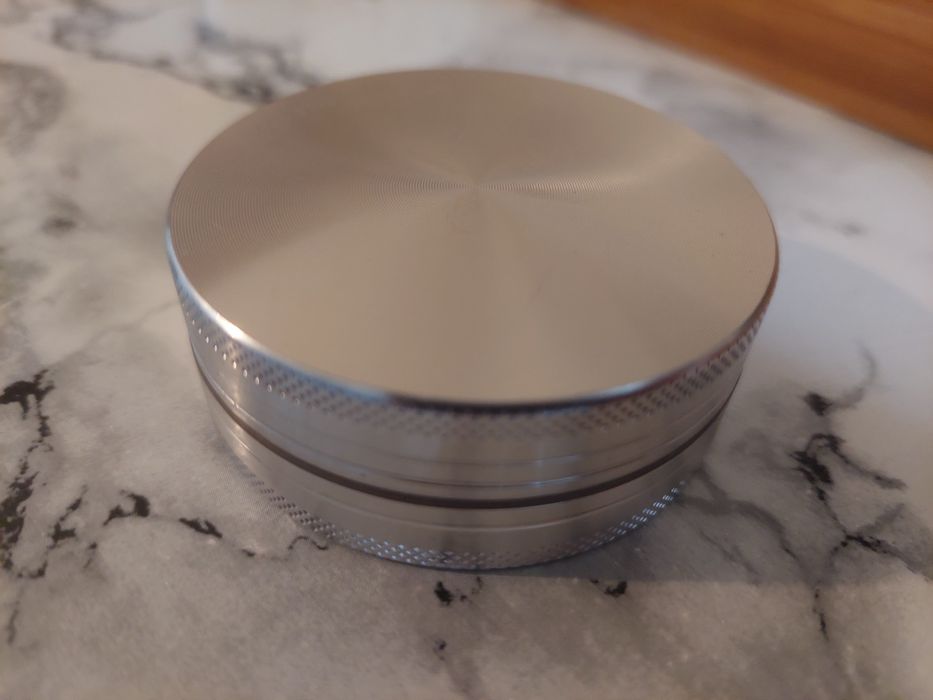 Grinder Metálico ZOMBIE