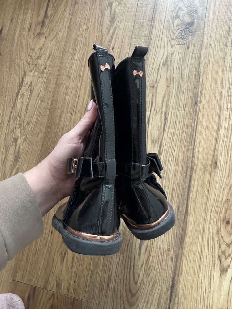 Kozaki TED Baker 25 lakierowane