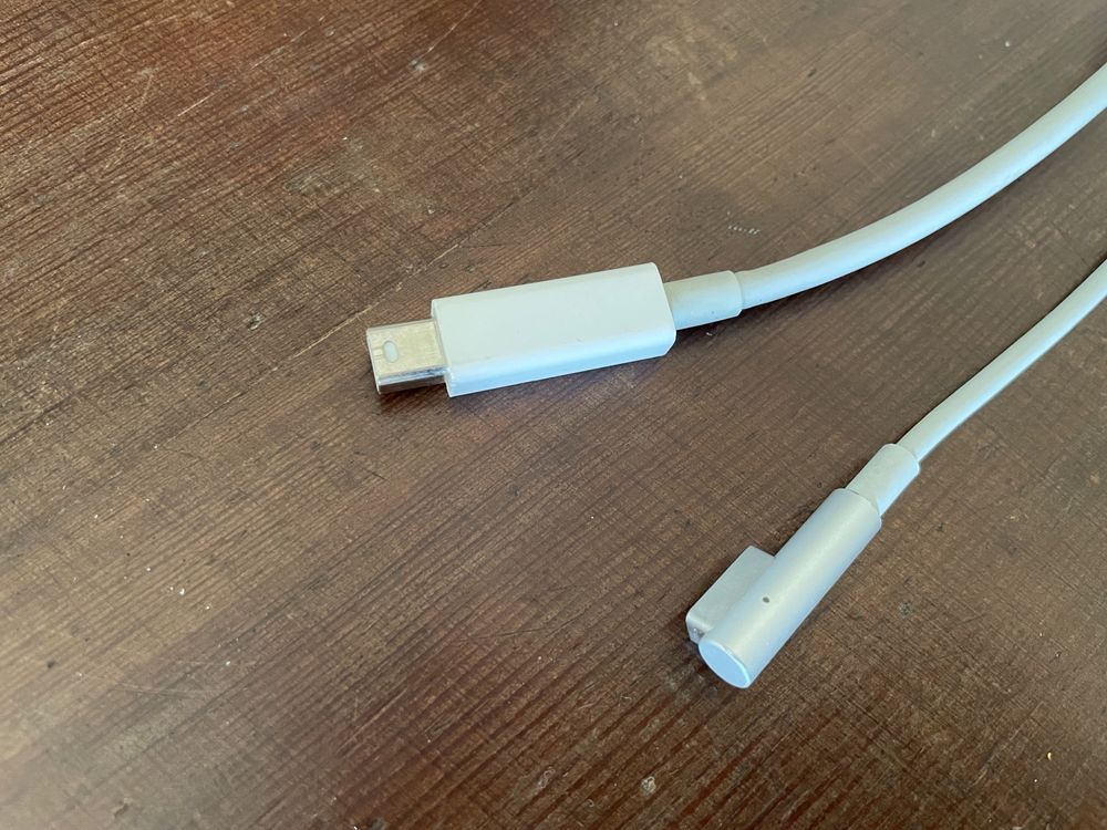Super monitor apple thunderbolt a1407 27”