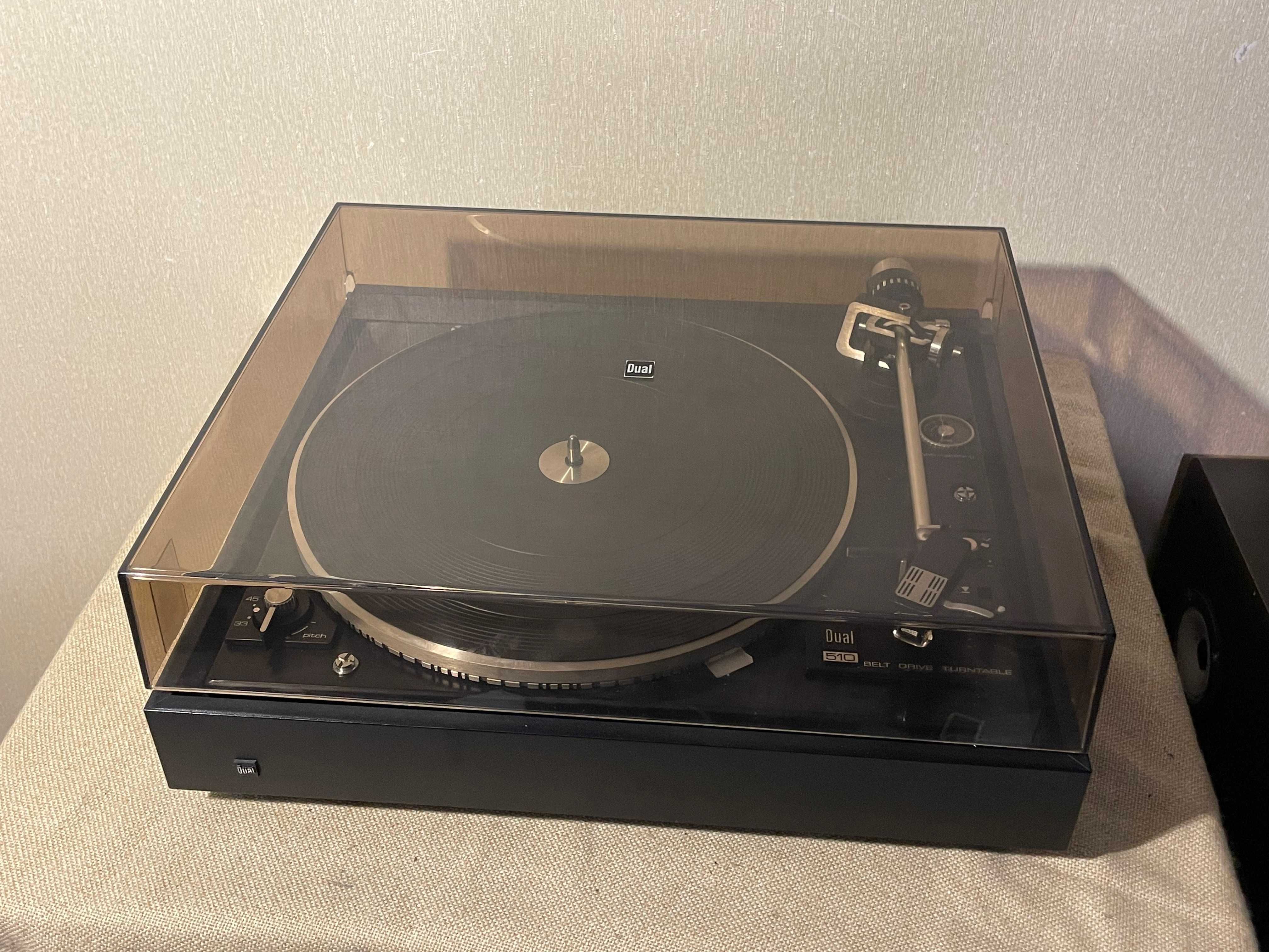 Аудиофильский HI-FI проигрыватель винила 70-х DUAL CS-510