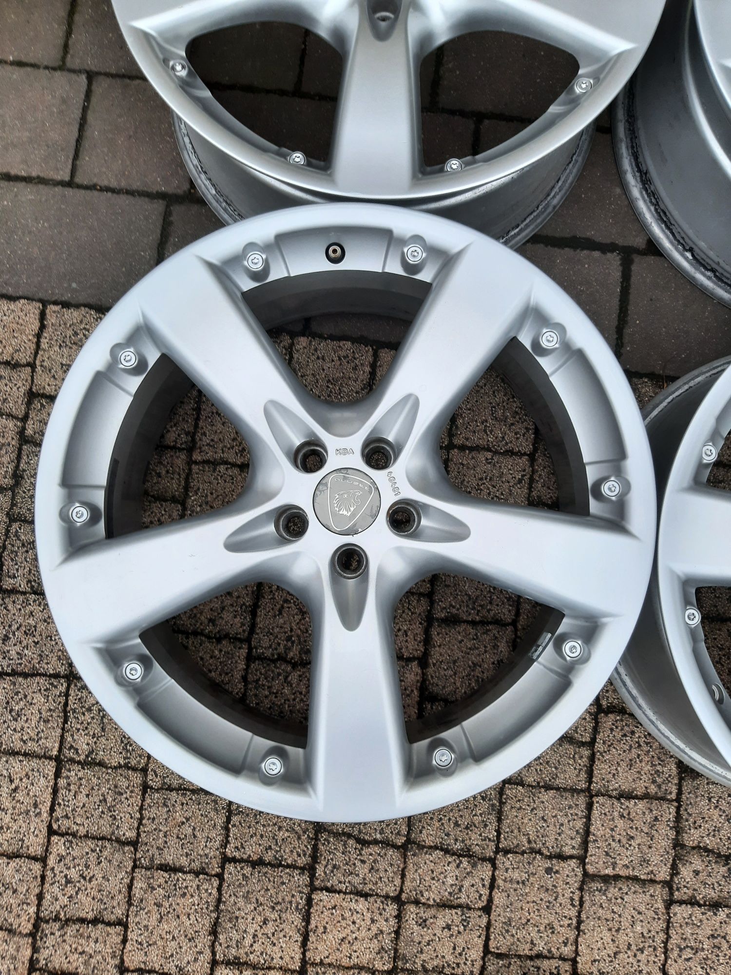 Felgi 18 5x100 Vw Skoda Audi 8J et35