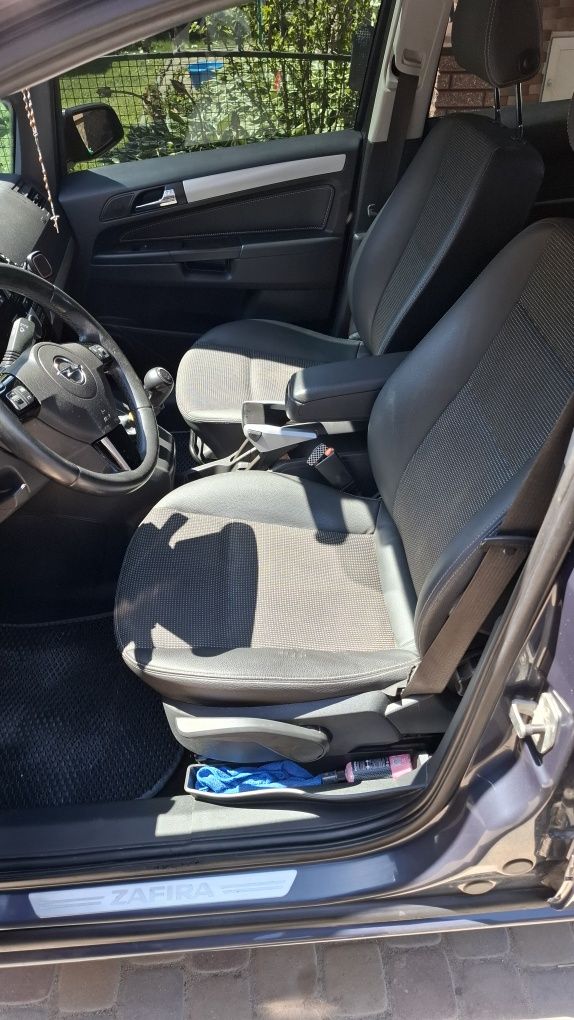 Opel Zefira B 1.7cdti