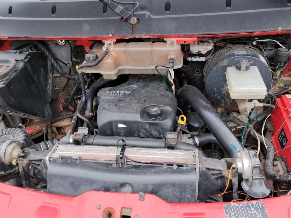 Продам IVECO DAYLI 2004 року