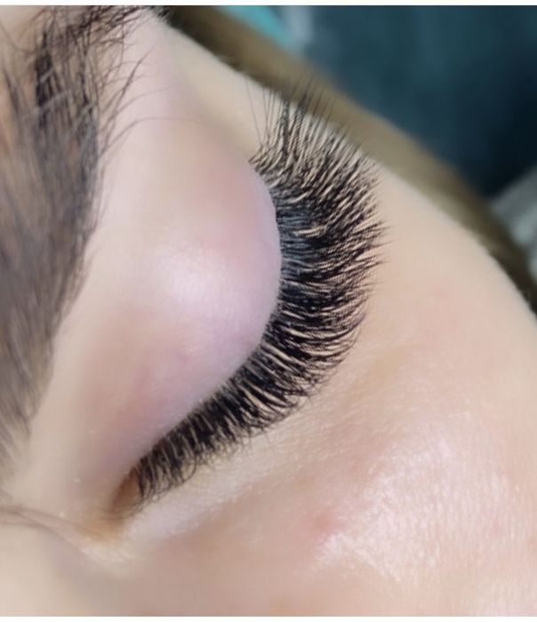 Нарощування вій, ламінування