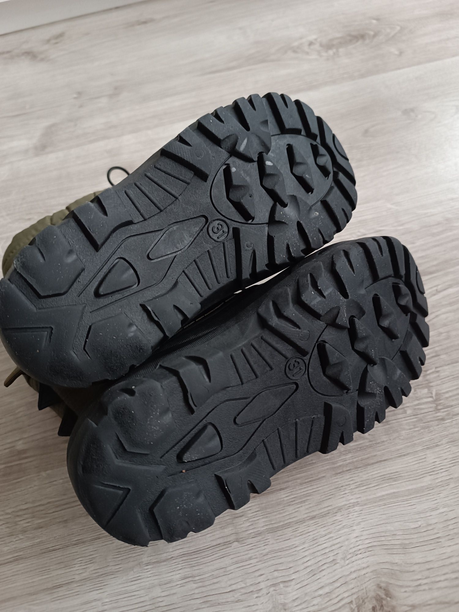 Śniegowce, buty zimowe dla chłopca Sinsay