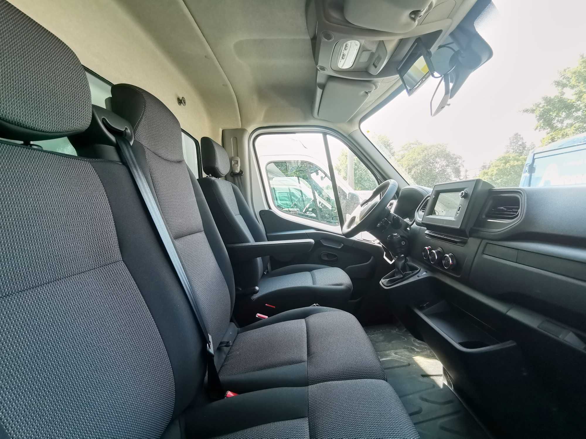 Wynajem busa winda kontener 9 palet bus busów TANIO