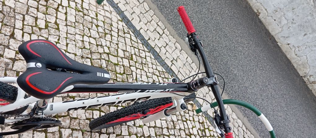 Bicicleta - como nova