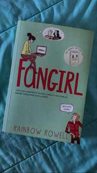 Fangirl - Rainbow Rowell (Livro)