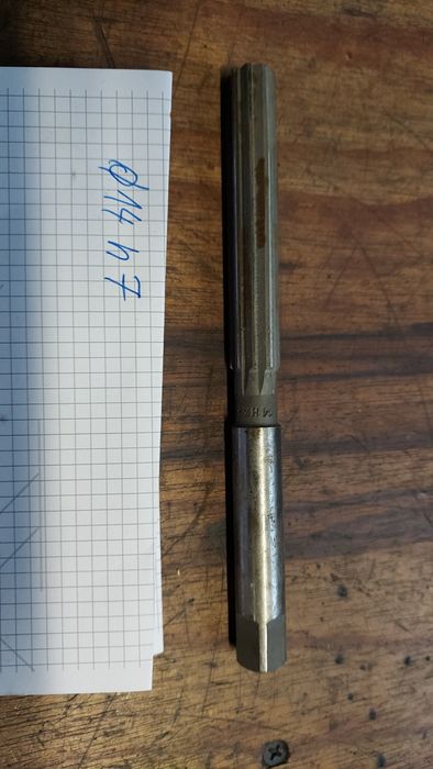 Rozwiertak maszynowy fi 16,75 h8