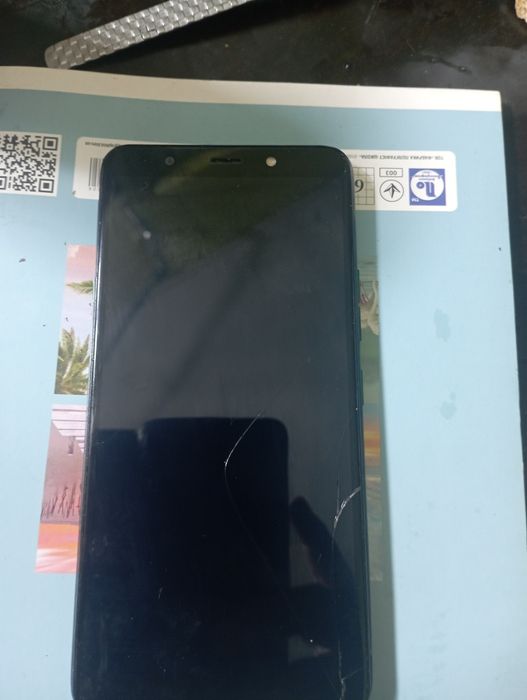 Продам телефон не каких признаков зарядки