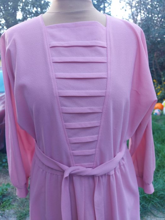 Stara sukienka damska unikatowa rozmiar M/L z czasów PRL