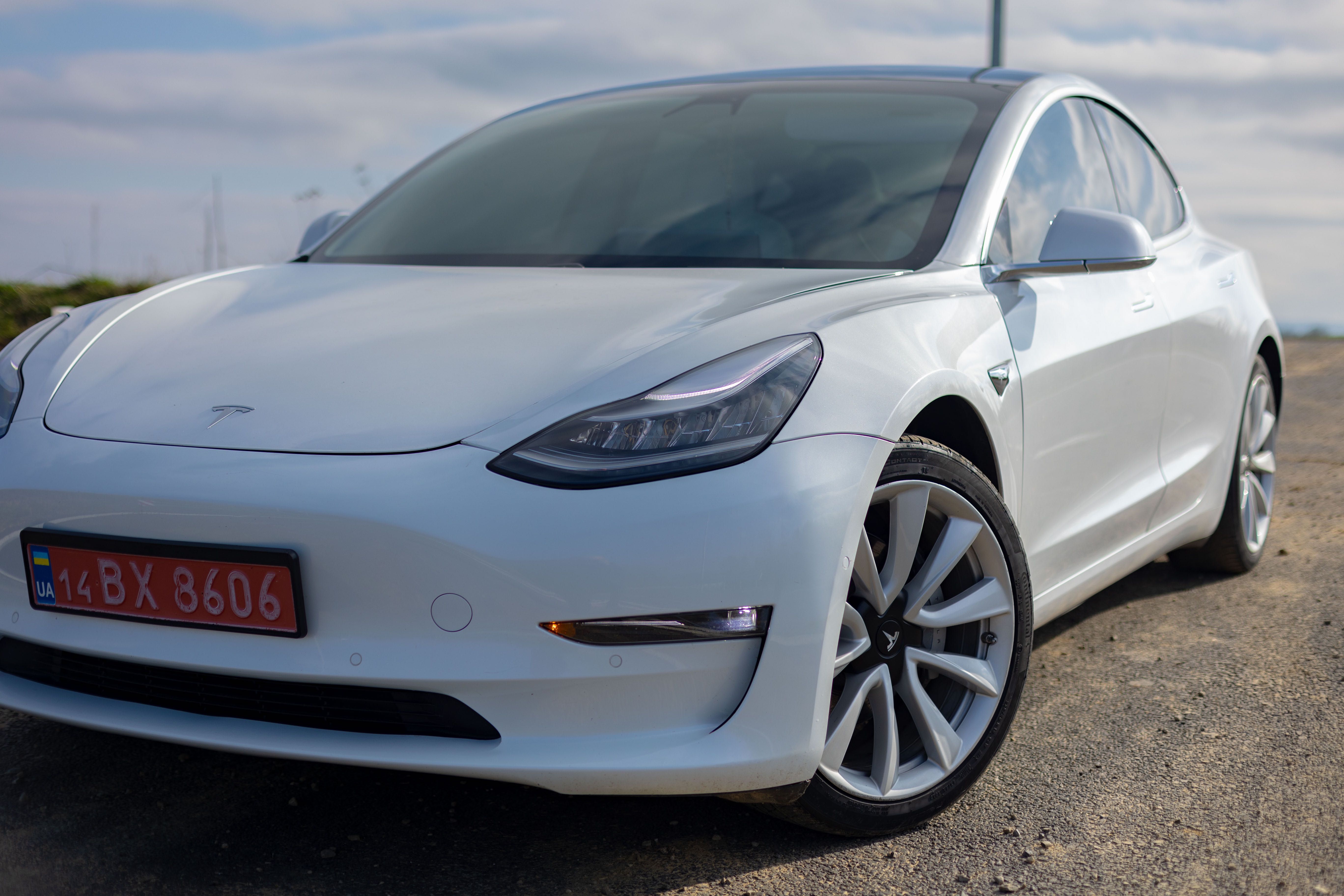 Tesla Model 3 2020 Long Range Dual Motor