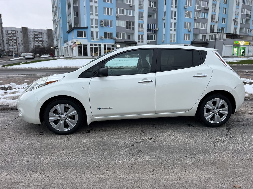 Продам Nissan Leaf 2016 року