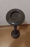 Cinzeiro alto para sala