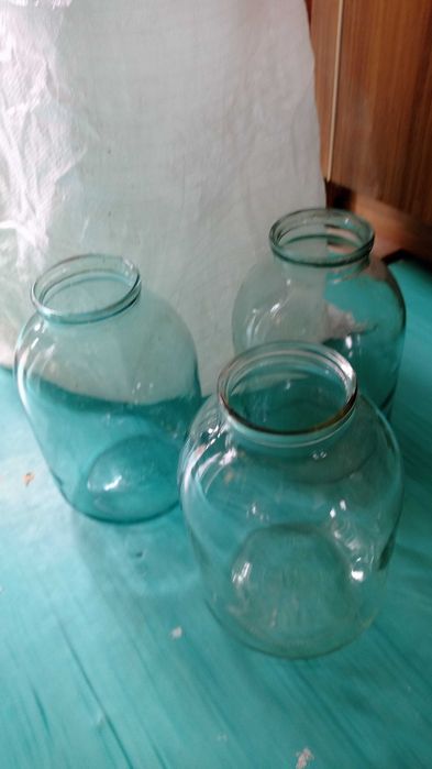 Банки 3-х литровые.