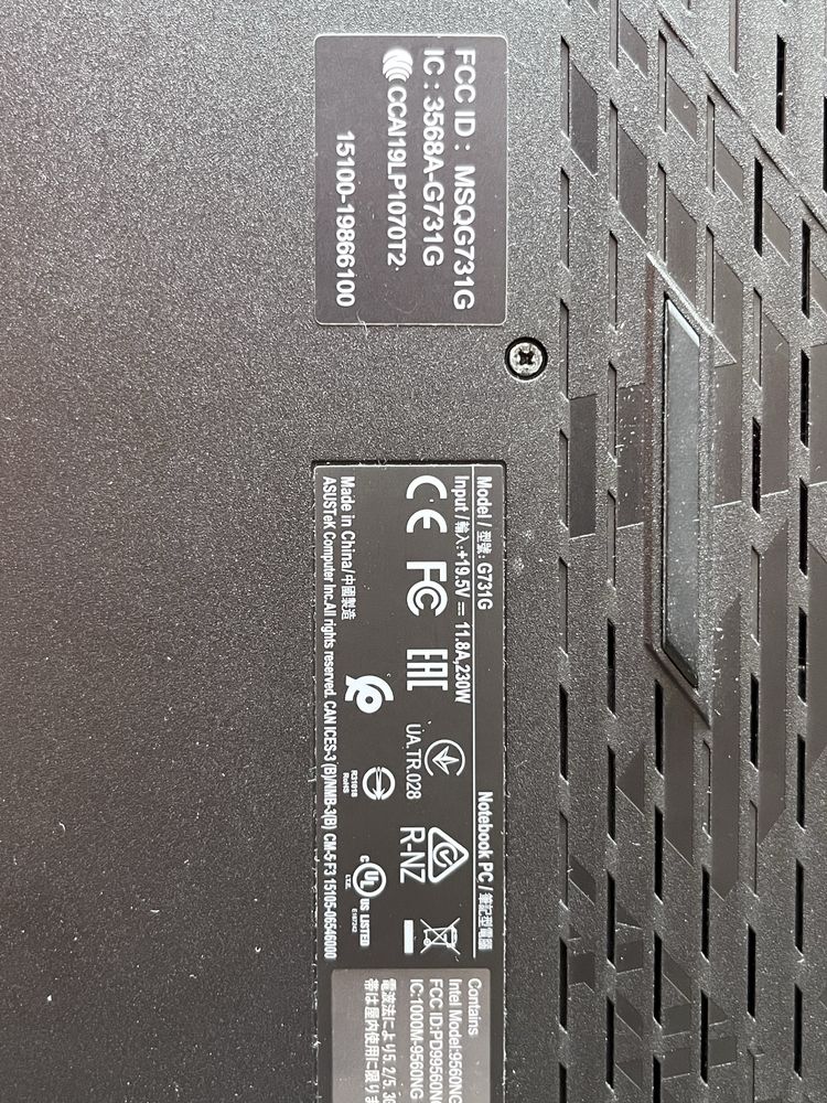 Asus Rog Strix 17,3” SCAR III G731GV-EV111T RTX 2060 i7 win10 uzywany