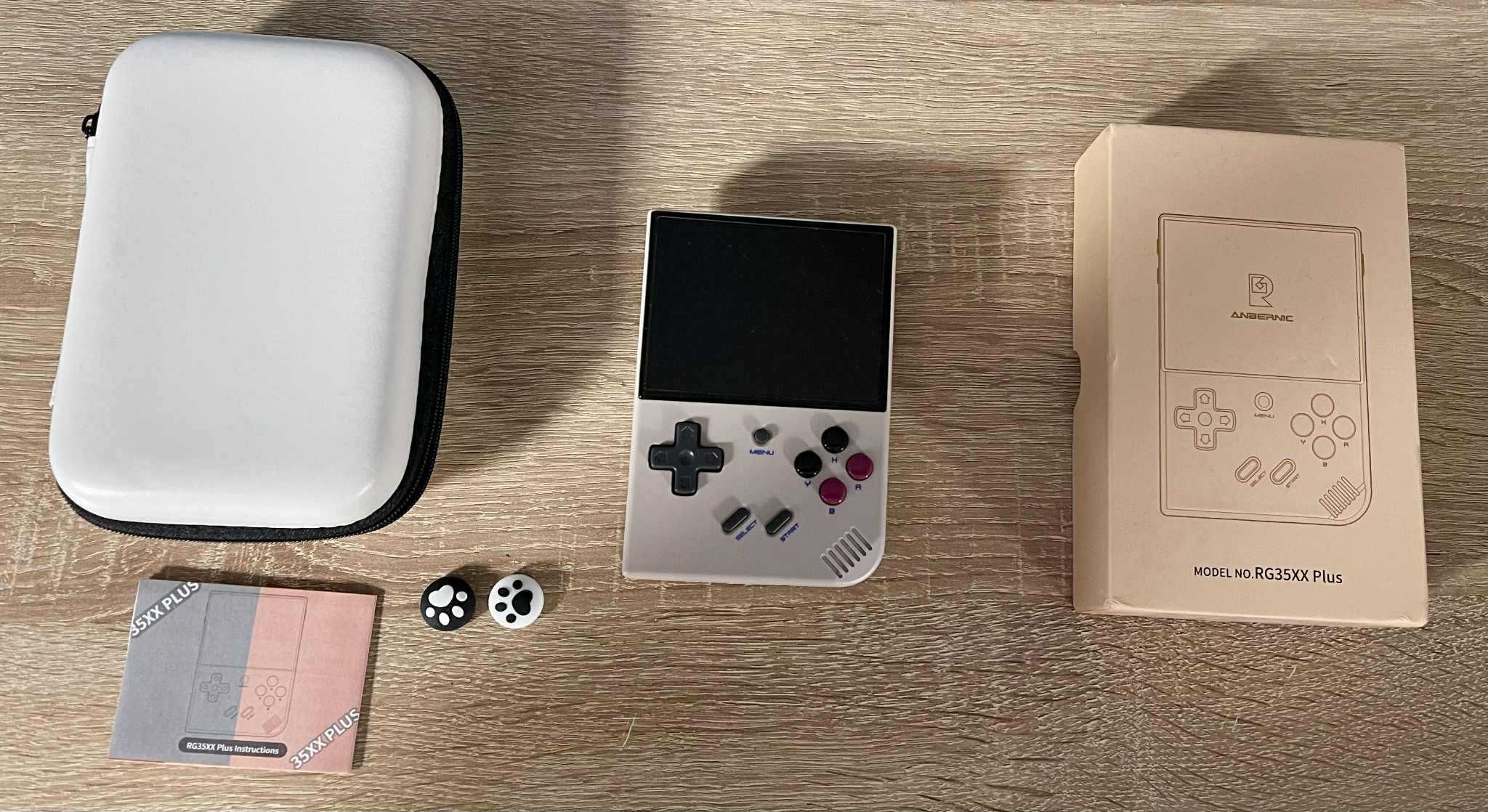 ANBERNIC RG35XX PLUS Retro przenośna konsola do gier