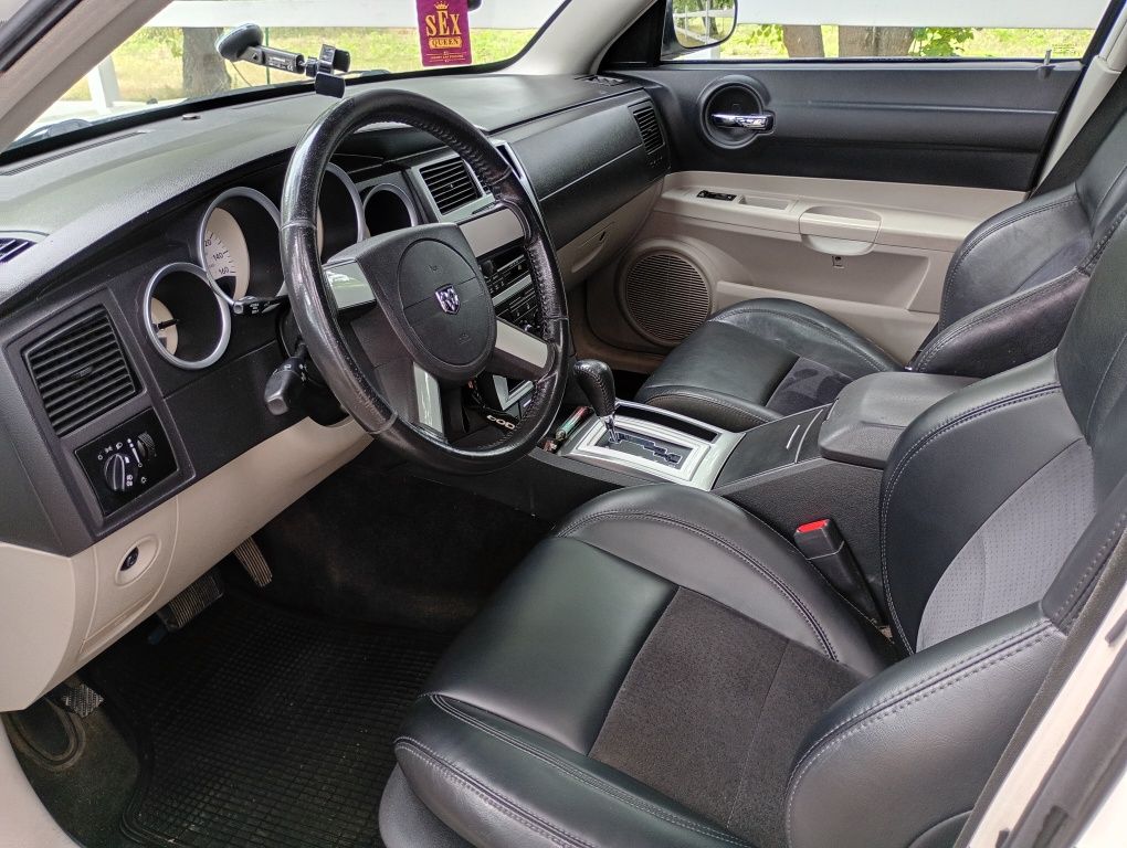 Dodge Charger 5.7 HEMI Zadbane auto Automat