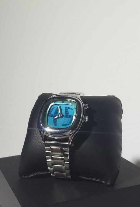 Годинник Big Tic 00s з секундним механізмом